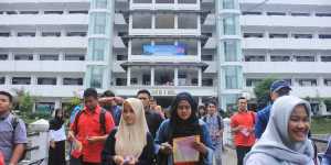Calon mahasiswa mengikuti test di Universitas Muhammadiyah Malang