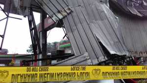 SPBU ambruk di Jalan Raya Bululawang, Kabupaten Malang (Tika)