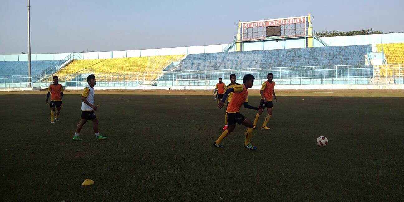 Dalam Suasana Berduka, Pemain Arema Tetap Latihan