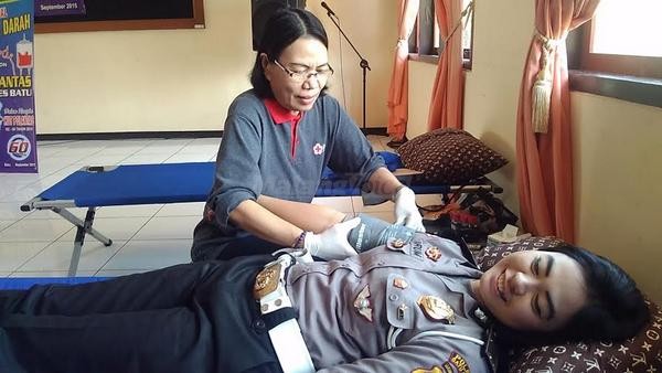 HUT Polantas, Polisi Batu Sumbang 50 Kantong Darah