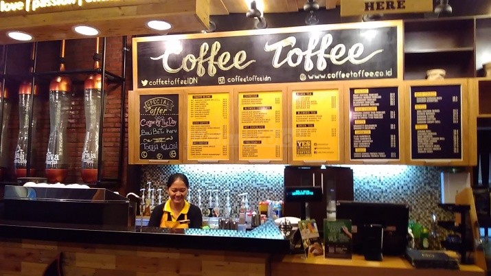 Hobi Kopi Asli Indonesia, Datang ke Coffee Toffee
