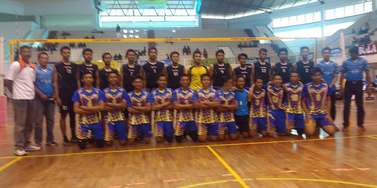 Tim Putra MVC Malang dan Tim Putri Jenggolo Sabet Juara Voli U-17