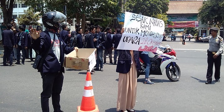 Aksi Damai Mahasiswa UM Tuntut Tiga Hal - MalangVoice