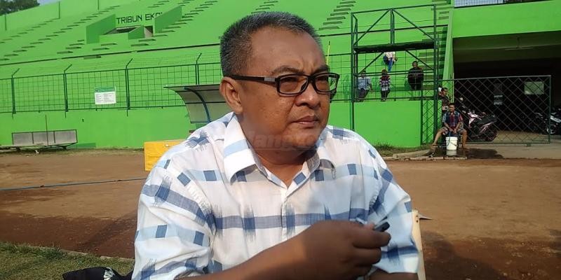 Arema Tak Pusingkan Piala Jenderal Sudirman