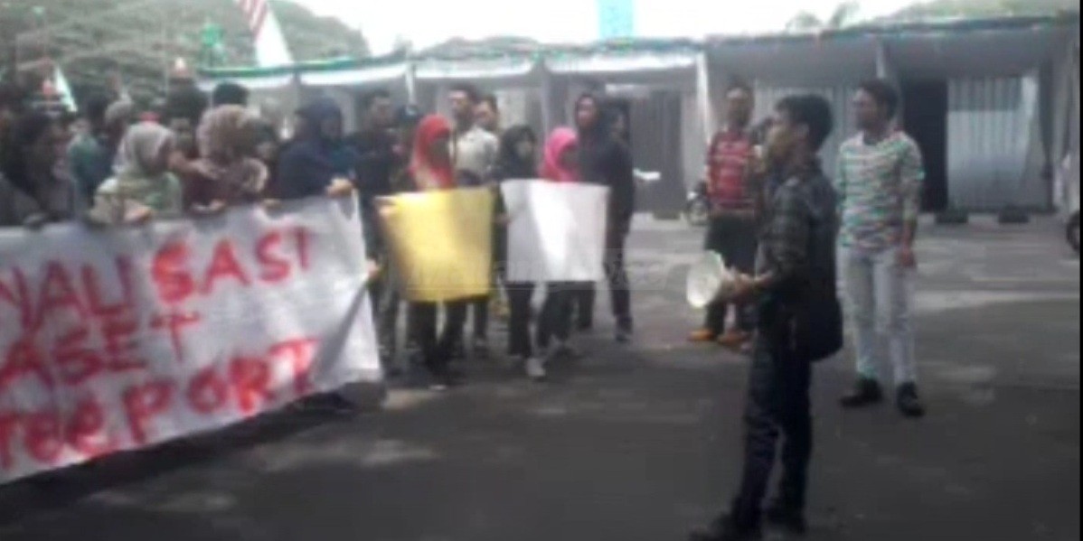 <b>VIDEO:</b> Demo Tolak Perpanjangan PT. FREEPORT
