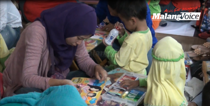 VIDEO:  Ribuan Anak dan Ibu Meriahkan Lomba Mewarnai