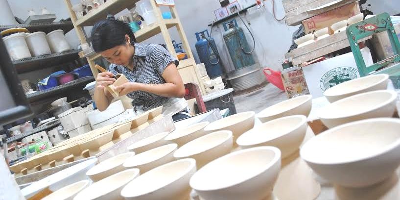 Tren Gaya 29 Pabrik Keramik  Lantai Di Semarang