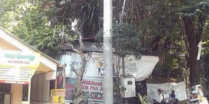 Tower Illegal di Jalan Pulosari