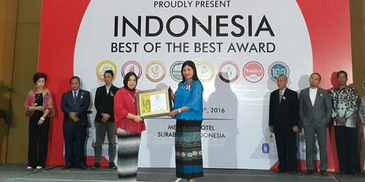 Kadisbudpar Kota Malang Raih Indonesia Smart and Innovator Leader Award 2016