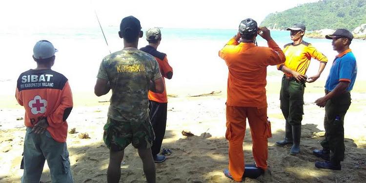 Nihil, Pencarian Dua Pemancing di Pantai Selatan