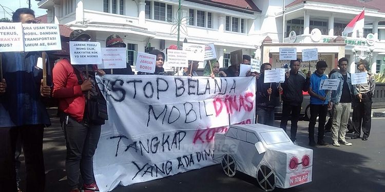 MCW Sorot Belanja Mobil Dinas Pemkot Malang