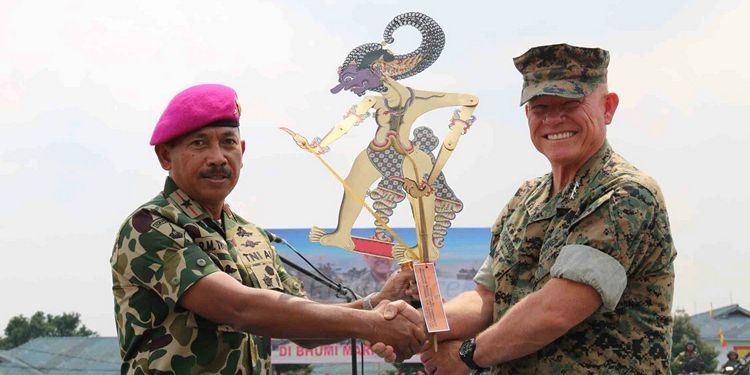 Komandan Marinir Indonesia dan Amerika Lari Siang Bersama di Cilandak