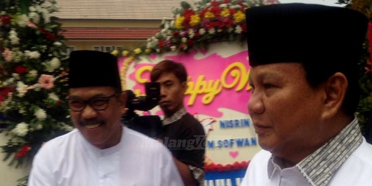 H Hairuddin bersama sejumlah ketua umum partai saat hadir di acara pernikahan kerabatnya di Jakarta.