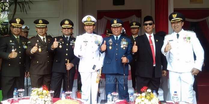 Wali Kota Malang, HM Anton, Ketua DPRD, Arif Wicaksono bersama Forkopimda