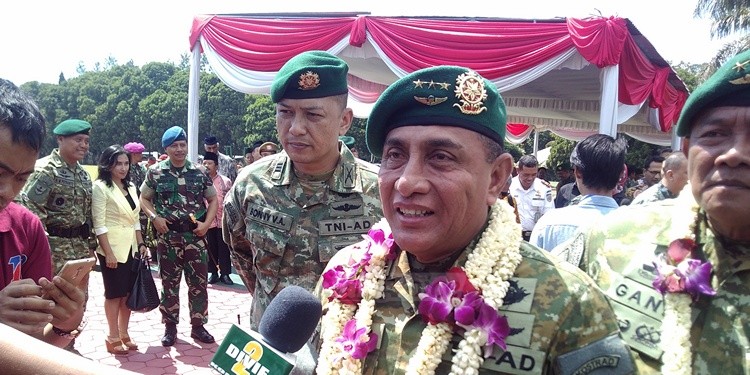 Pangkostrad, Letjen TNI Edy Rahmayadi (Tika)