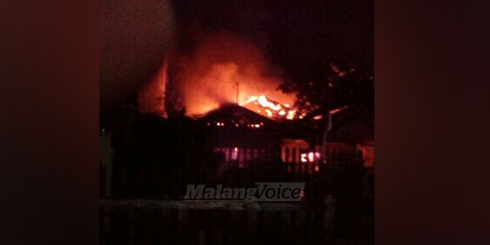 Rumah di Jalan A Yani Terbakar, Tujuh Pemadam Dikerahkan