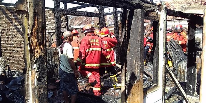 Kerugian Kebakaran Ditaksir Ratusan Juta Rupiah