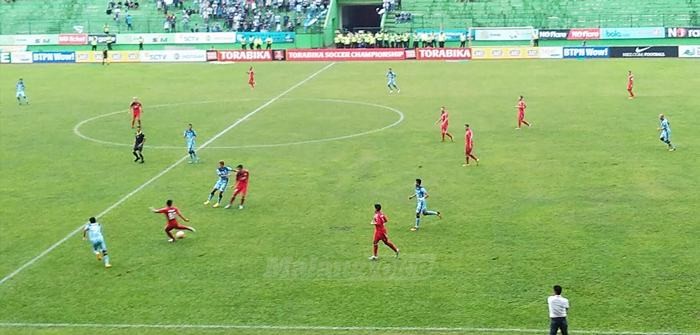 Babak Pertama, Persela vs Semen Padang 0-0