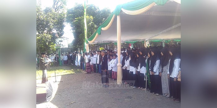 Suasana apel peringatan Hari Santri Nasional di halaman Museum Brawijaya, Kota Malang. (Muhammad Choirul)