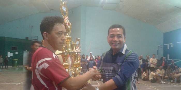 Desa Sidodadi dan Desa Ngantru Juara Volly Kapolres Cup