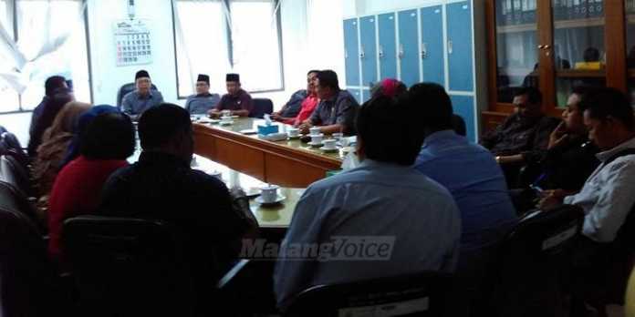 Hearing pengurus Perserosi Provinsi Jatim di Komisi B (Tika)