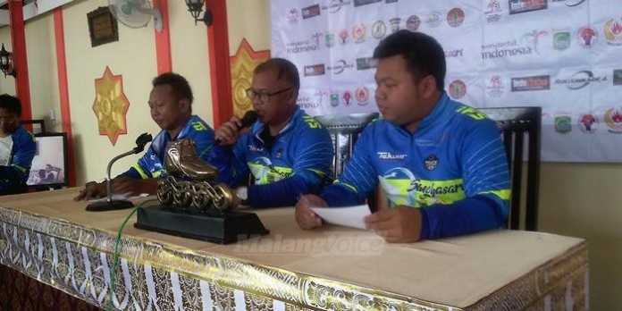 Konferensi pers Bupati Malang Cup V 2016 di Warung Kuliner Nusantara (tika)