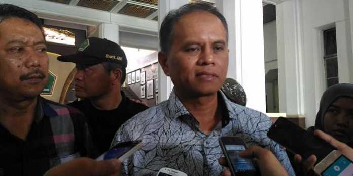 Kepala Dinas Pasar, Wahyu, memberikan statement terkait tuntutan rakyat