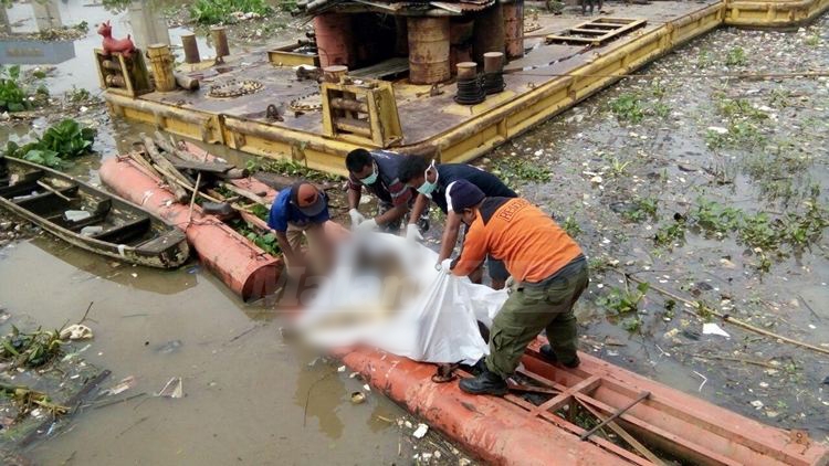 Penemuan mayat di Bendungan Sengguruh (doc. PMI Kabupaten Malang)