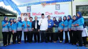 Suasana doa dan tahlil bersama untuk AK. (deny)