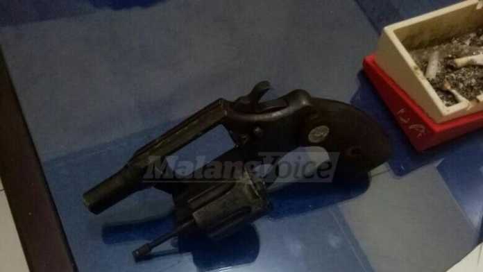 Senpi jenis Revolver yang ditemukan di Ngadilangkung (ist)