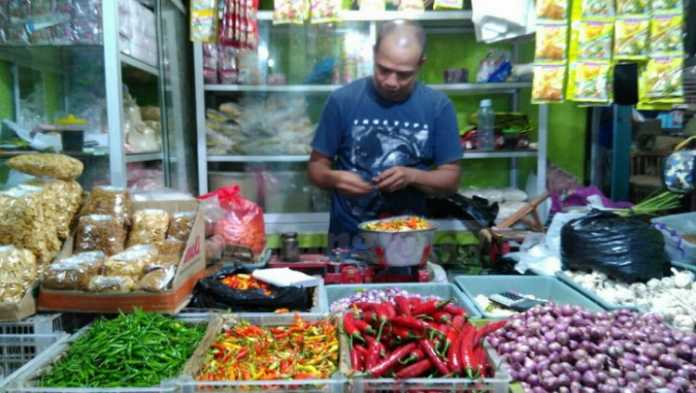 Pedagang cabai di Pasar Besar Kota Malang. (Muhammad Choirul)