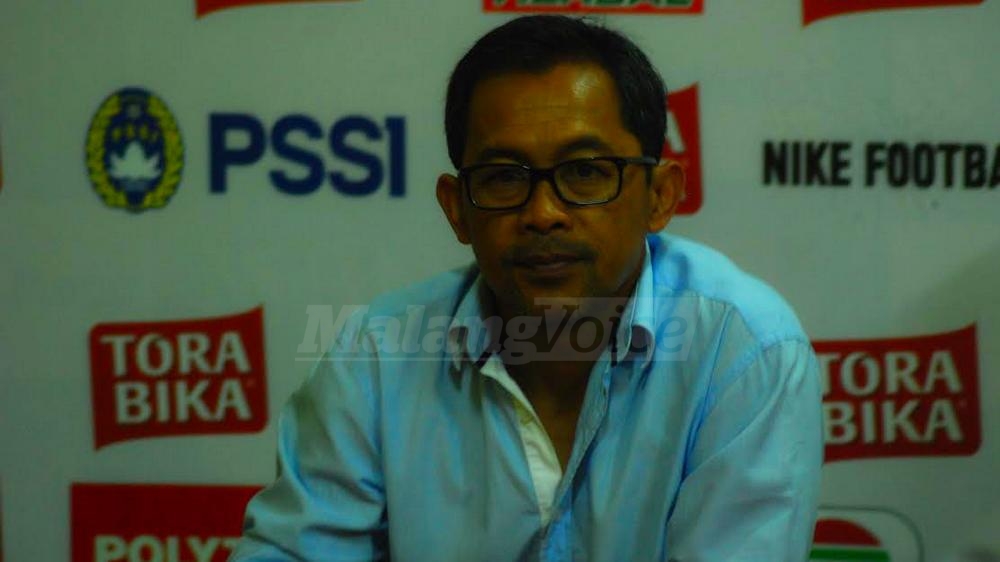 Pelatih Arema FC, Aji Santoso. (deny)