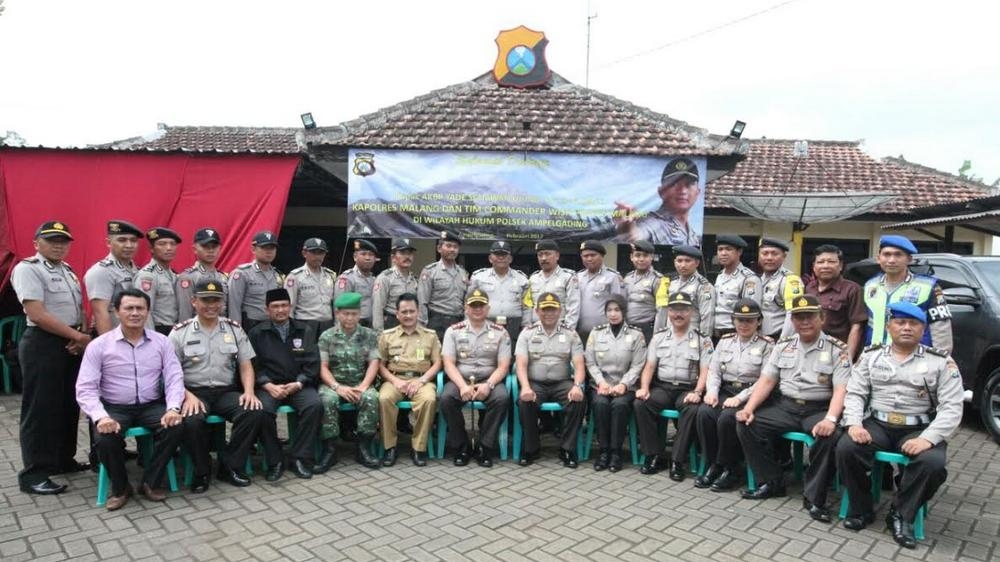 Kunjungan Kapolres Malang, AKBP Yade Setiawan Ujung SH SIK di Mapolsek Ampelgading (Tika)