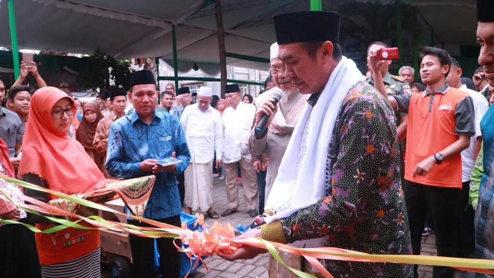 Wali Kota HM Anton meresmikan Gedung Belajar Putra SMP Islam Sabilillah Malang. (Ist)