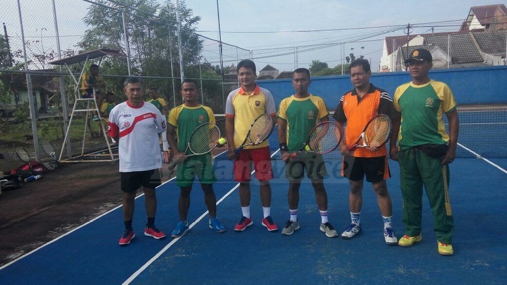 Brigif Mekanis 6 Kostrad Bentuk Sinergitas TNI-Polri lewat Tenis Lapangan