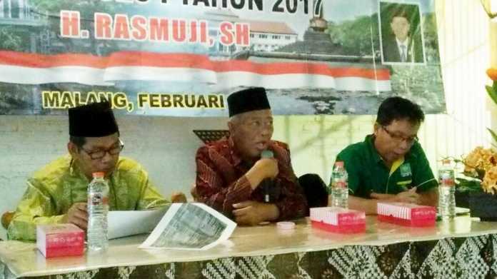 Anggota Fraksi PKB Kota Malang, H Rasmuji (tengah). (Twitter @fpkbkotamalang)