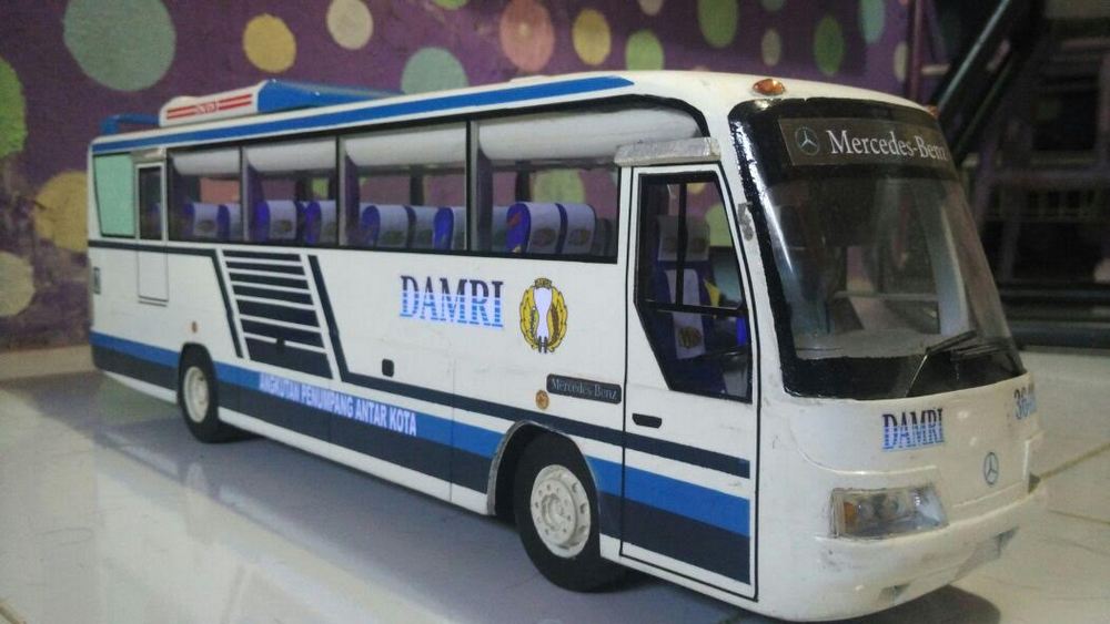 Bus Damri Replika Miniatur Bus