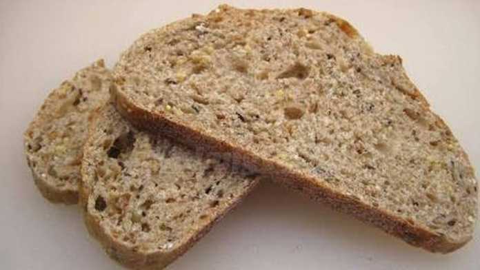Karbohidrat dalam roti (anja)