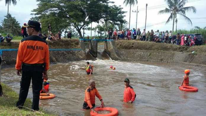 Pencarian Siti Aisyiah di Sungai Putukrejo