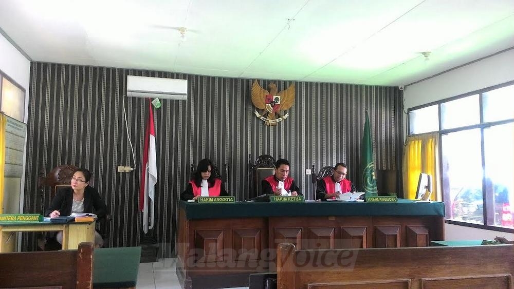 Sidang putusan sengketa antara Lukito Eko Purwandono dengan partainya, di Pengadilan Negeri Kepanjen. Kuasa Hukum penggugat tidak hadir.(Miski)