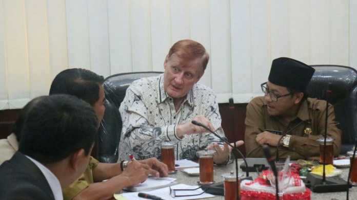 Wakil Wali Kota Malang, Sutiaji, saat bertemu perwakilan dari Jerman dan Swiss.