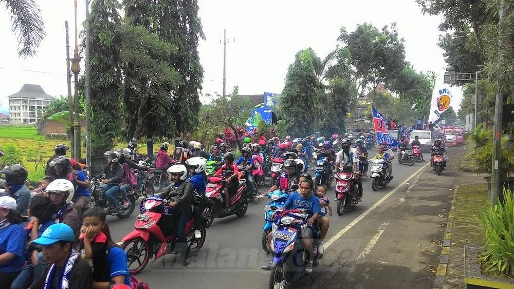Aremania Pesta, Jalur Malang-Kepanjen Macet Total ...
