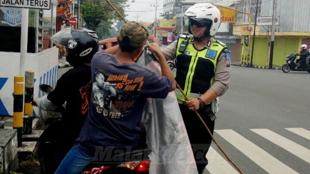 Antisipasi Kemacetan Konvoi Aremania, Polresta Batu Sebar Petugas