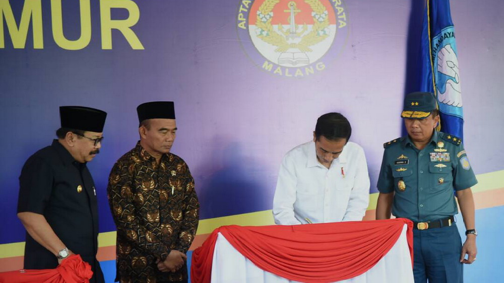 Jokowi Tekankan Pentingnya SDM dalam Membangun Negara