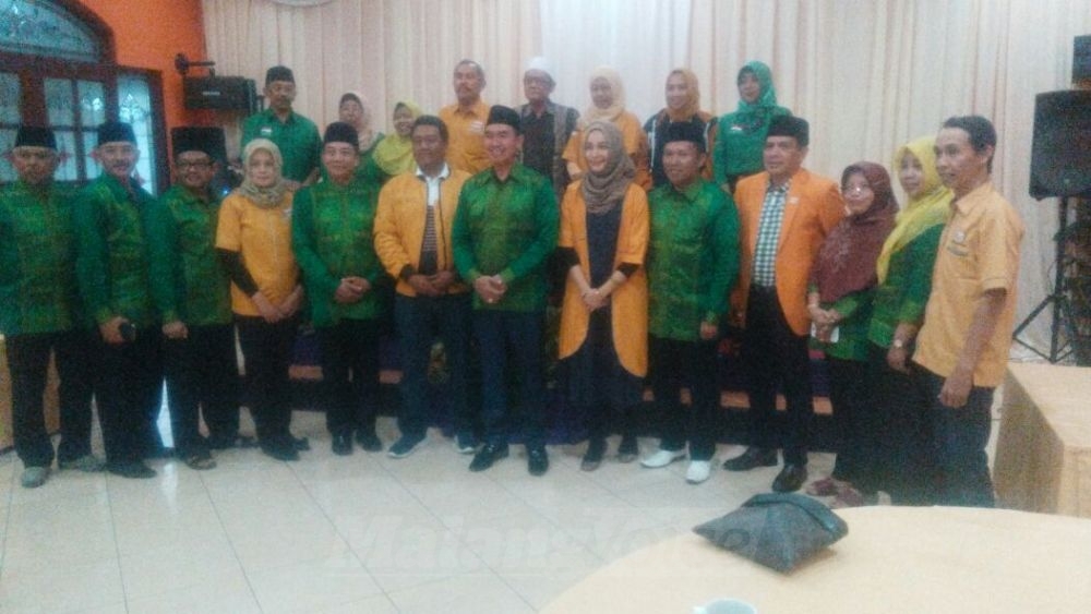 DPC PKB dan Partai Hanura bersilaturahmi di Baiduri Sepah Resto. (Muhammad Choirul)