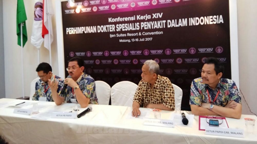 Jumpa pers Konferensi Kerja (Konker) ke-14 Perhimpunan Dokter Spesialis Penyakit Dalam Indonesia (Papdi). (Muhammad Choirul)