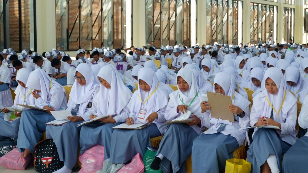 Ratusan siswa baru SMK Muhammadiyah 7 Gondanglegi mengikuti Pengenalan Lingkungan Sekolah. (SMK Mutu for MVoice)