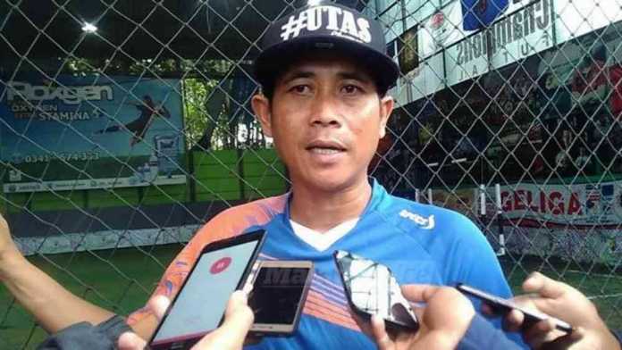 Pelatih Arema FC, Joko Susilo. (deny rahmawan)