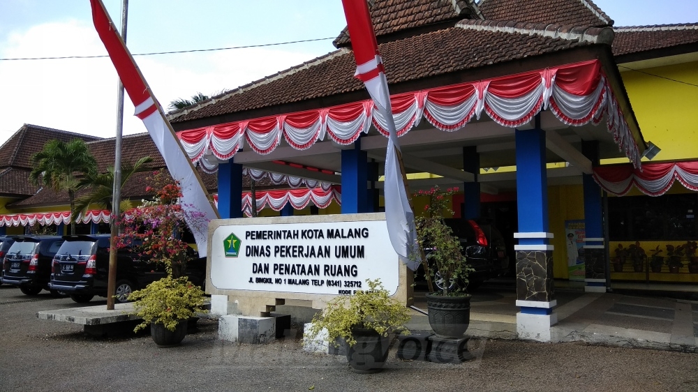 Kantor DPUPR Kota Malang Diperiksa KPK