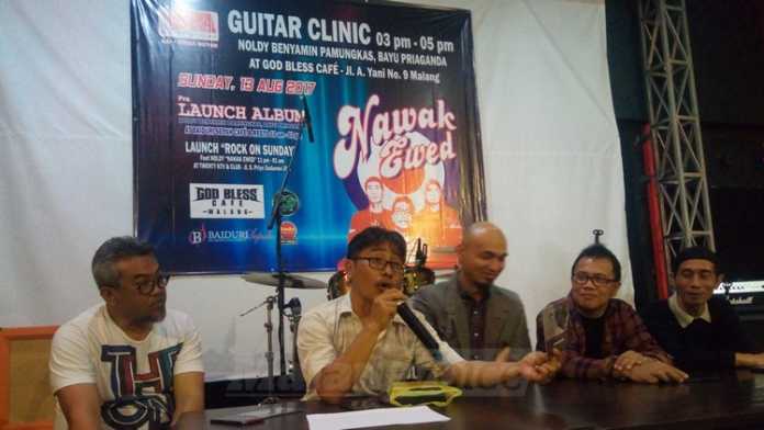 Press conference Nawak Ewed di God Bless Cafe Malang. (Anja Arowana)